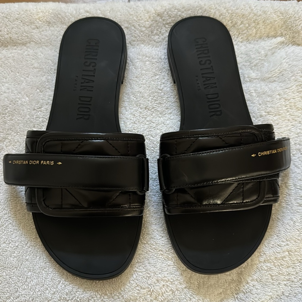 Christian Dior Dio evolution Black Quilted Cannage Calfskin Slide